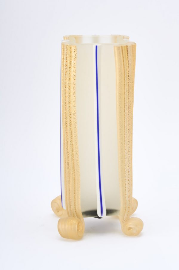 213/1097 Vase mit Volutenfüßen, wohl Murano um 1990 – Bild 2