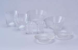 213/1130 Konvolut kl. Gläser und Tischdekor-Teile, Lalique Ende 20. Jh.