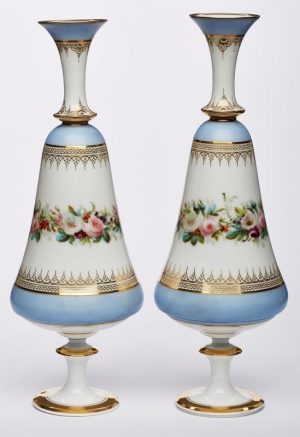 Lot 45 Online Only: Paar Solifleur-Vasen, wohl Karlsbad 2. Hälfte 19. Jh.