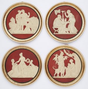 Los 447: Satz von 4 Relief-Medaillons "Die vier Jahreszeiten", Ipsen Kopenhagen Ende 19. Jh.