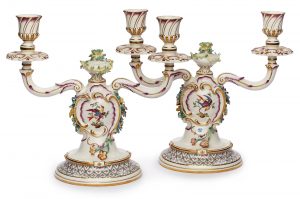 Los 457: Paar 2-flamm. Kerzenleuchter, Nymphenburg Anf. 20. Jh.