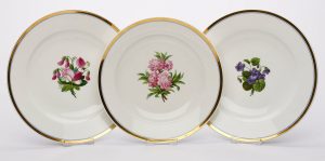 Lot 28/10 Satz von 3 Tellern "Blumen"