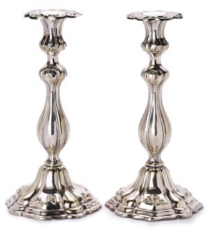 Lot 205/1024: Paar Leuchter, Barock-Stil, 1. Hälfte 20. Jh.