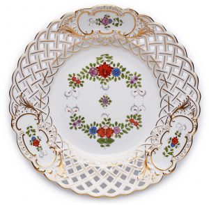 Lot 205/634: Gr. Durchbruchteller, Meissen 1986