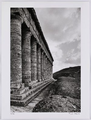 s/w-Fotografie Frank Horvat "Segesta" 1981
