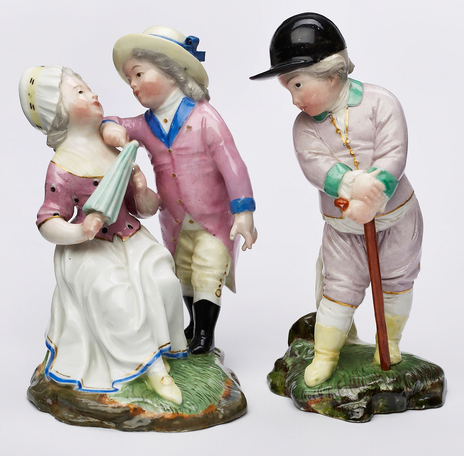 30/2113 Satz von 2 Figuren "Elegantes Paar" und "Reitknabe", Höchst um 1760.