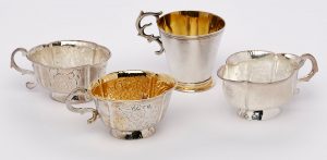 210/985 Satz von 4 kl. Wodka-Tassen