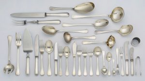 210/1293 Gr. Besteck für 8 Pers., Christofle Ende 20. Jh.