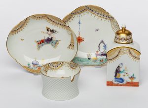 211/633 Kl. Konvolut Tischdekor-Teile, Meissen 1972
