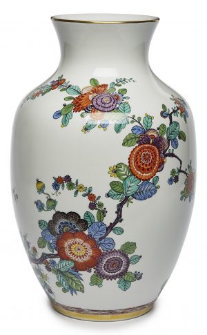 211/591 Gr. Vase "Blumen mit rotem Kranich", Meissen 1983