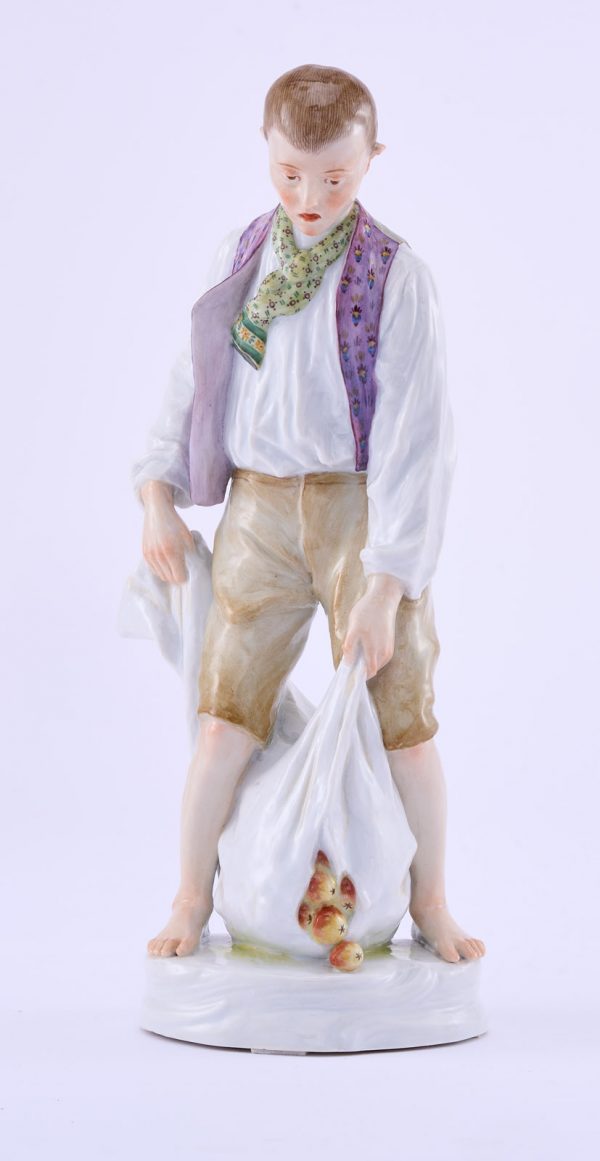 215/473: Knabe mit Apfelsack, Jugendstil, Meissen um 1910 – Bild 2