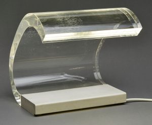 211/549 Tischleuchte "Acrilica", Mod. 281, Fa. Oluce, Italien 1962