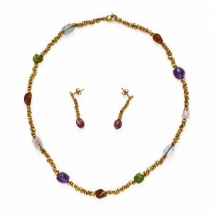 212/847 3-tlg. Schmuck-Garnitur m. Edelsteinen