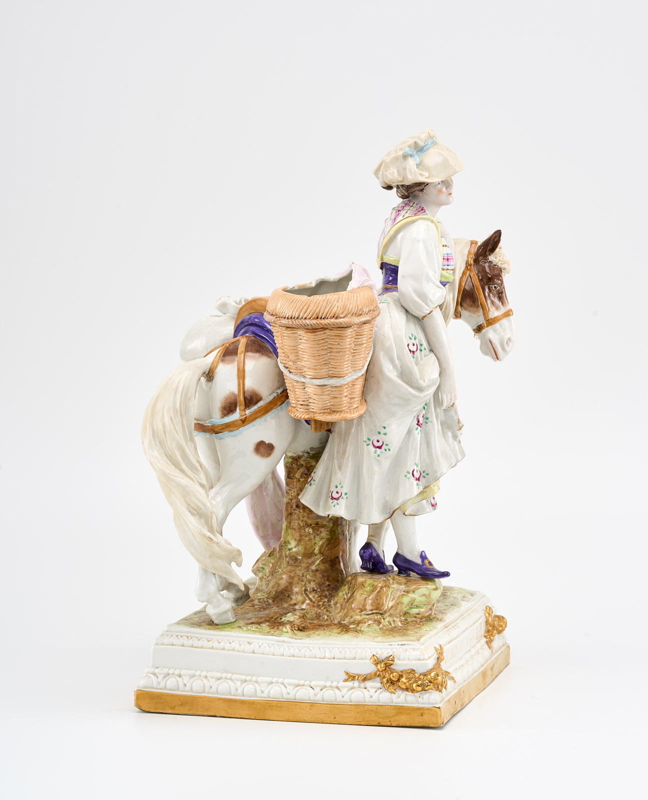 214/607 Tafelaufsatz "La Laitière"/ Das Milchmädchen, wohl Rudolstadt um 1900 – Bild 9