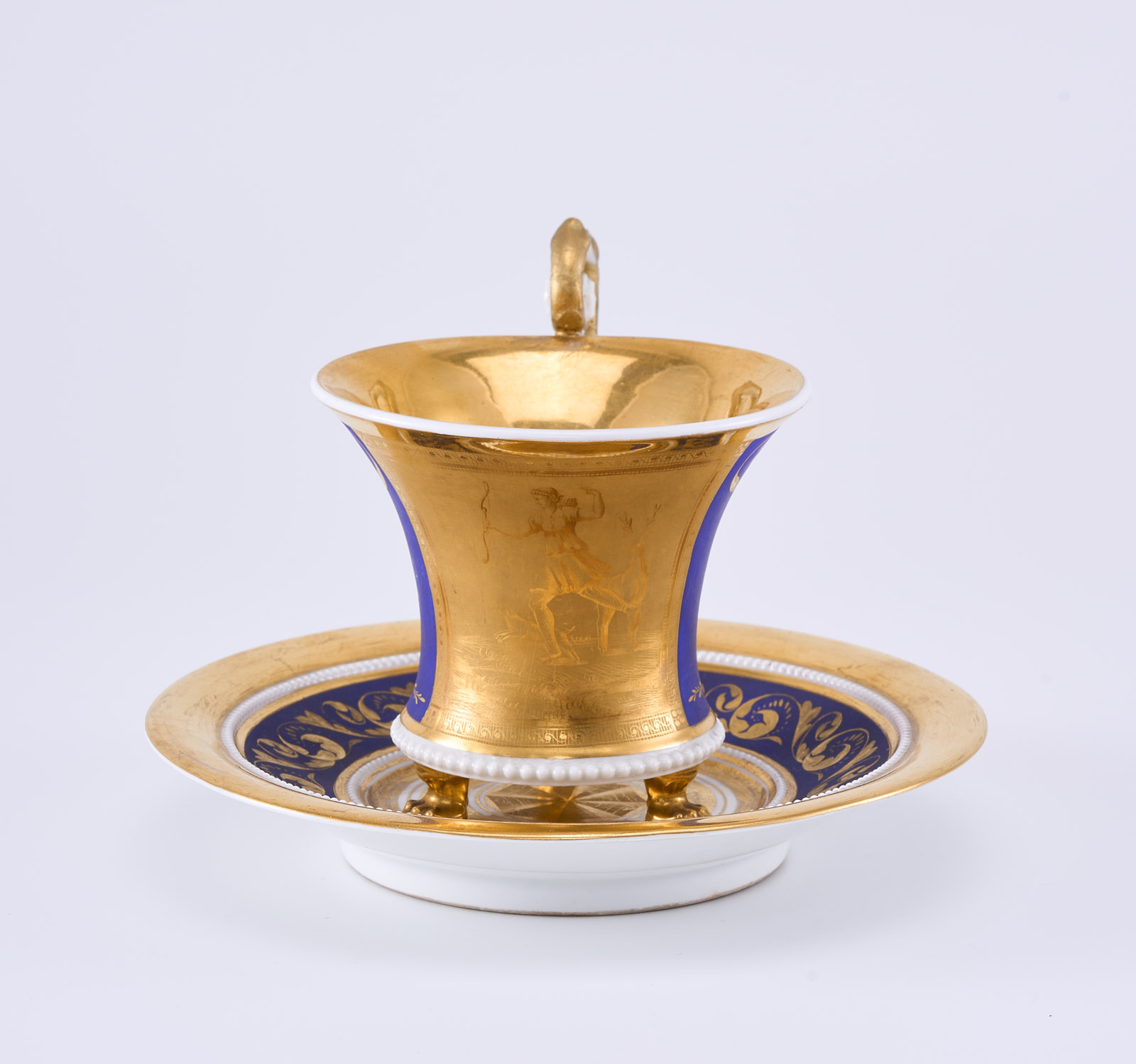 214/646 Tasse mit UT "Diana", KPM Berlin Anf. 19. Jh. – Bild 9
