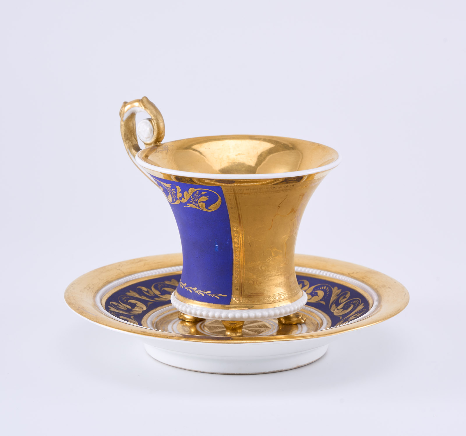 214/646 Tasse mit UT "Diana", KPM Berlin Anf. 19. Jh. – Bild 8