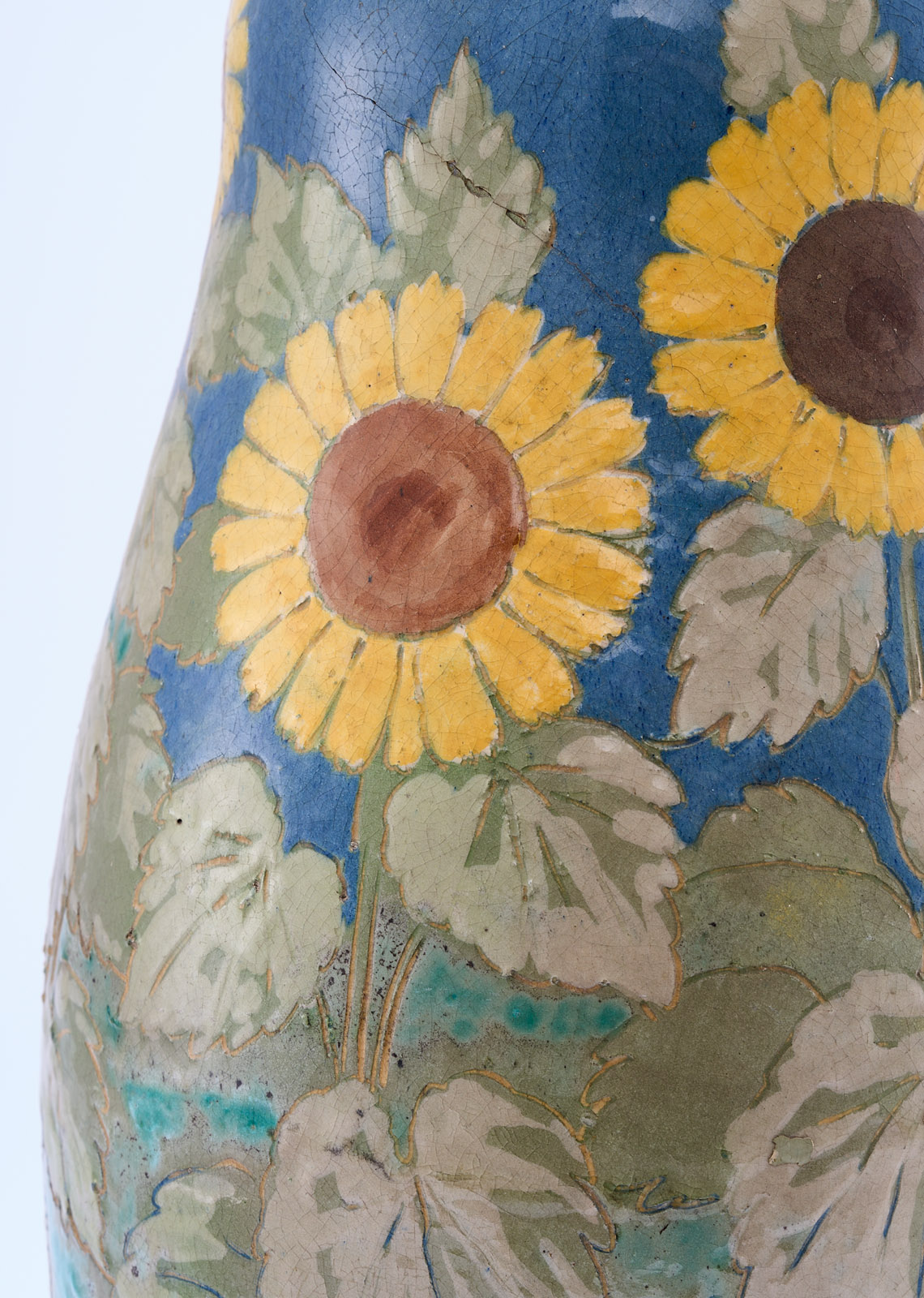 213/681: Gr. Vase "Sonnenblumen", Jugendstil, wohl deutsch um 1900 – Bild 4