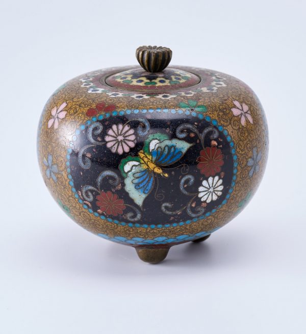 213/1187 Kl. Cloisonné-Dose, China wohl Anf. 20. Jh.