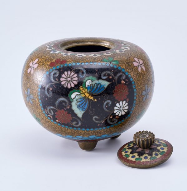 213/1187 Kl. Cloisonné-Dose, China wohl Anf. 20. Jh. – Bild 2