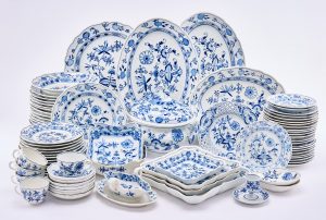 Konvolut Service-Teile, Meissen Ende 19. Jh. - um 1934