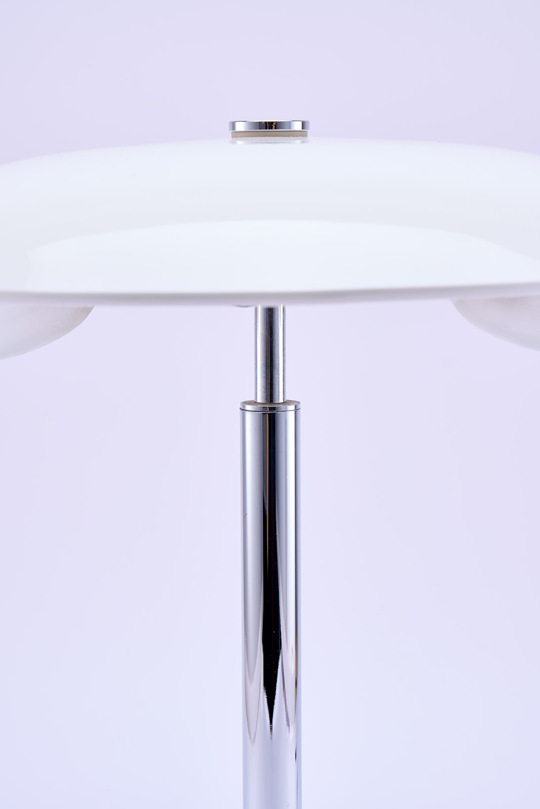 214/346 Tischlampe Entwurf Max Ingrand – Bild 5