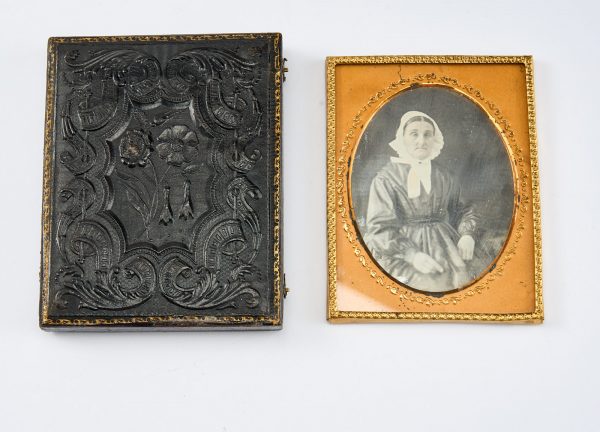 214/107 Sammlung von 21 Daguerreotypien, Ambrotypien u. Ferrotypien (Tintypes), – Bild 7