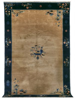 215/369 China-Teppich, 20 Jh.