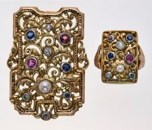 215/736: 2-tlg. Schmuck-Garnitur "Gemüse" m. Edelsteinen u. Perlen