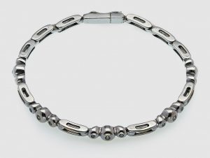 215/768: Gliederarmband m. Brillanten