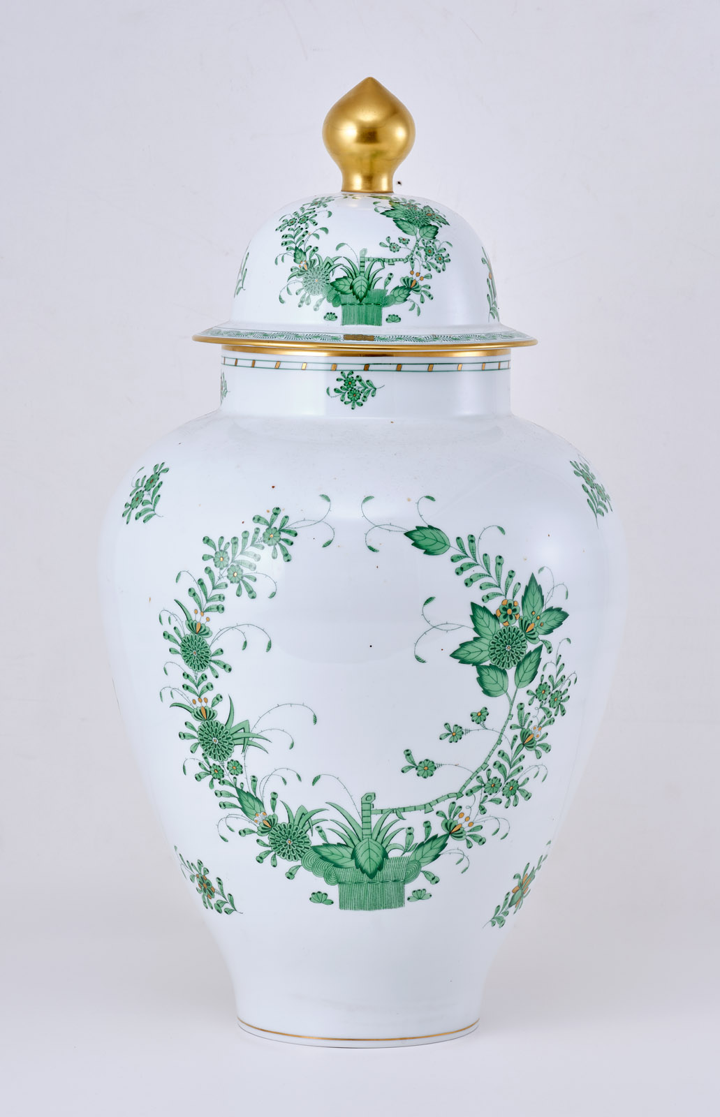 216/484 Gr. Deckelvase, Herend 2. Hälfte 20. Jh.