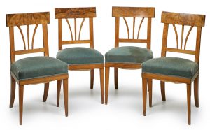 216/107 Satz v. 4 Biedermeier-Stühlen, süddt. um 1825