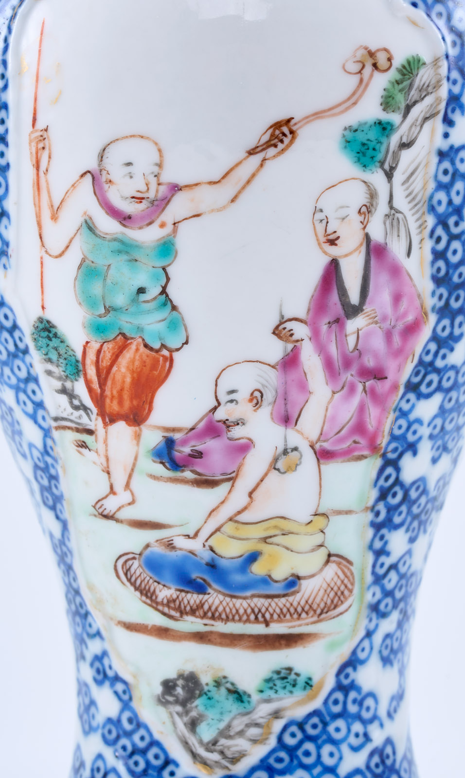 216/253 Kl. Vase, China wohl 19. Jh. – Bild 3