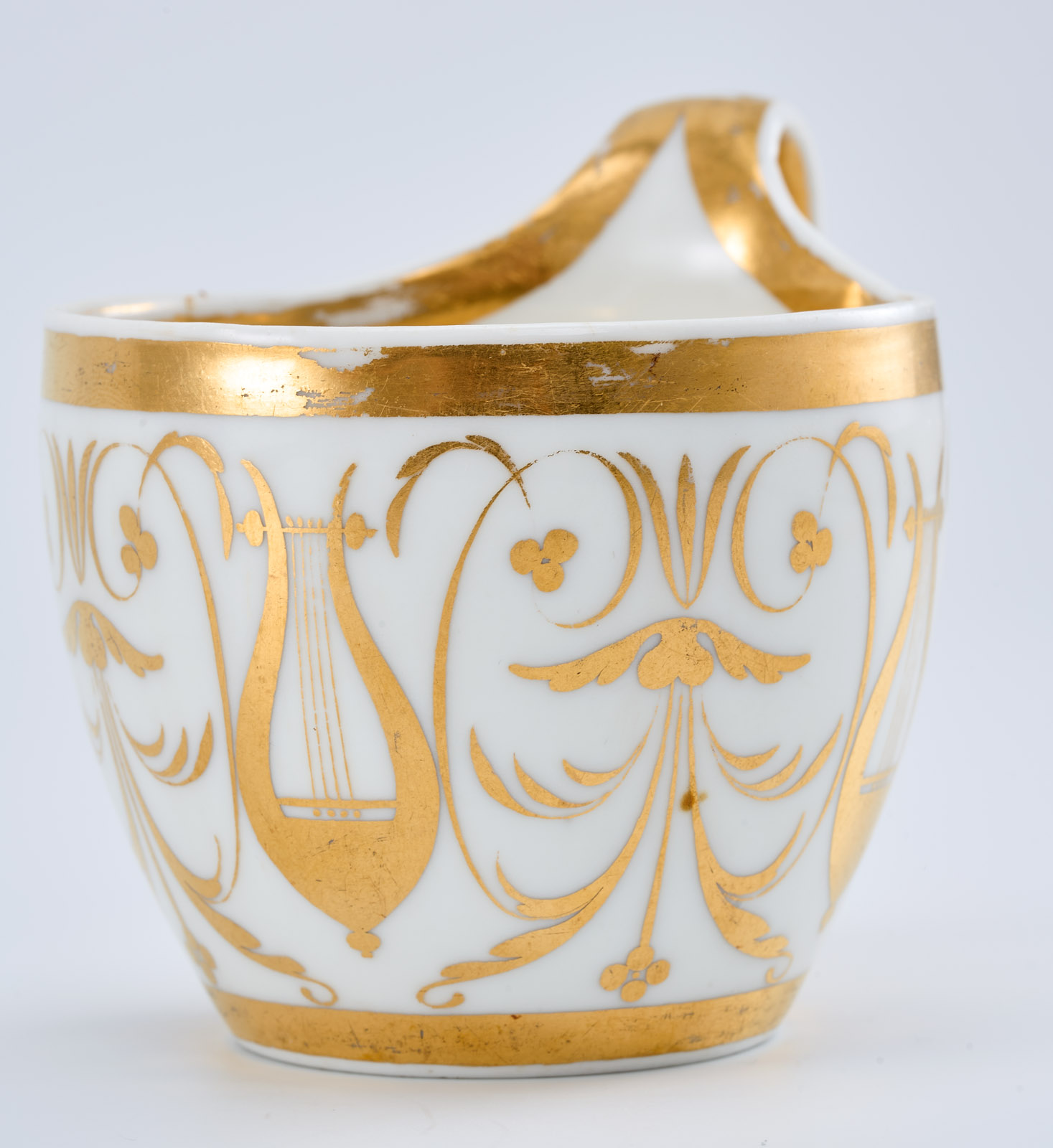 216/461 Tasse mit UT "Lyra", KPM Berlin um 1820. – Bild 4