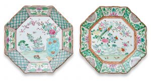 32/1692 Paar kl. Teller, China wohl um 1900.