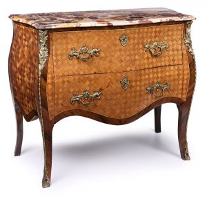 216/131 Louis-XV-Stil-Kommode, Frankreich 20. Jh.