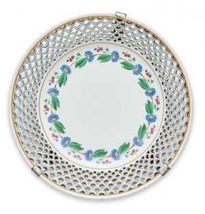 216/456 Teller mit Durchbruchrand, Wien dat. 1822.