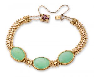 216/898 Goldarmband m. Nephriten, um 1880