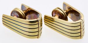 216/831 Paar gr. Manschettenknöpfe