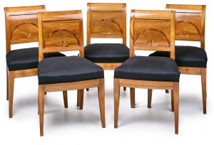 216/102 Satz v. 5 Biedermeier-Stühlen, süddt. um 1820