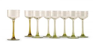 216/726 Satz von 8 Weingläsern, Jugendstil, um 1900.