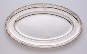 216/602 Ovale Platte, Empire-Stil, Paris um 1890.