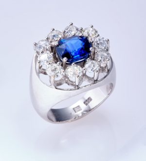 216/881 Kl. Spinell-Diamant-Ring