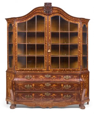 219/471 Gr. Aufsatzvitrine, Holland um 1850