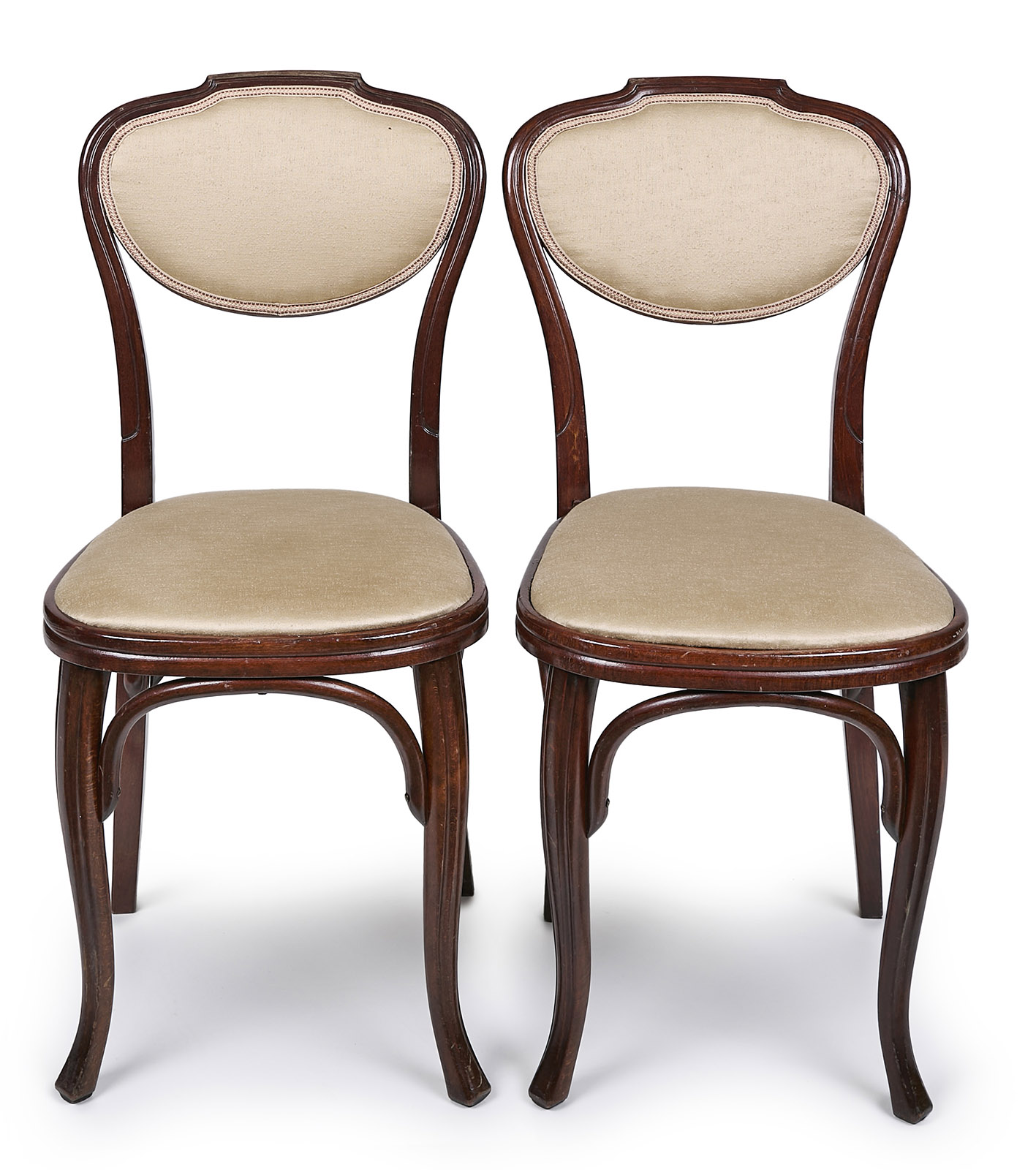 218/592 Satz v. 2 Jugendstil-Stühlen, wohl Thonet um 1900