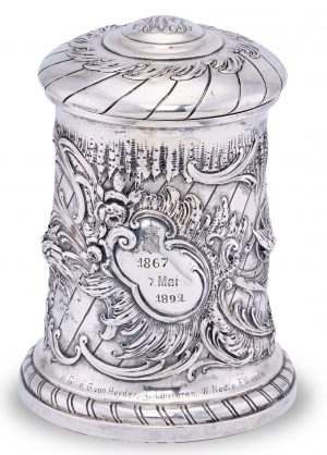 218/813 Tabaksdose, Rokoko-Stil, Schwäbisch Gmünd und Frankfurt 1892