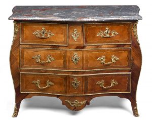 219/464 Louis-XV-Kommode, Paris Mitte 18. Jh.