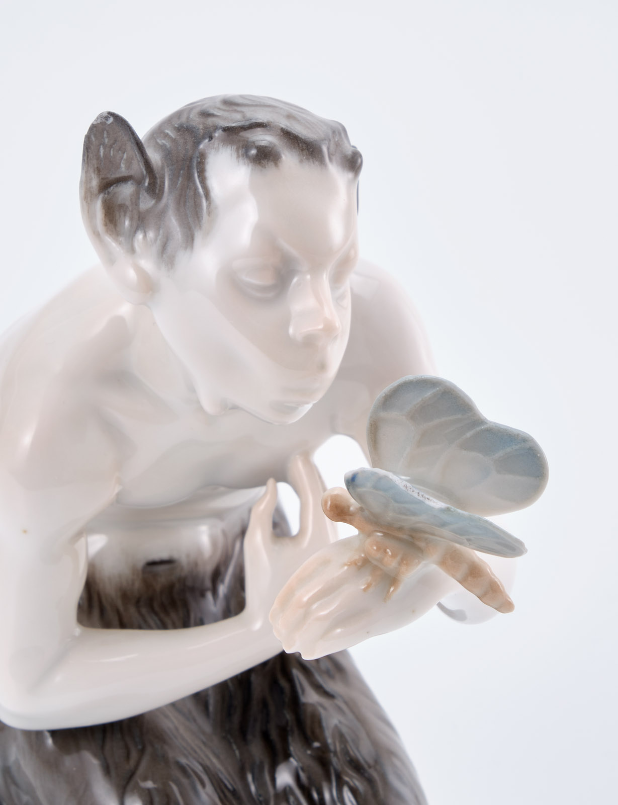 219/635 Faun mit Schmetterling, Jugendstil, Rosenthal um 1910. – Bild 4
