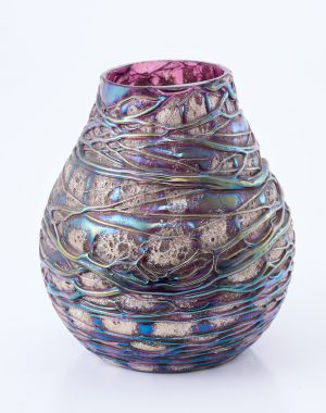 219/1048 Kugelige Vase im Stil des Jugendstils, wohl späteres 20. Jh.
