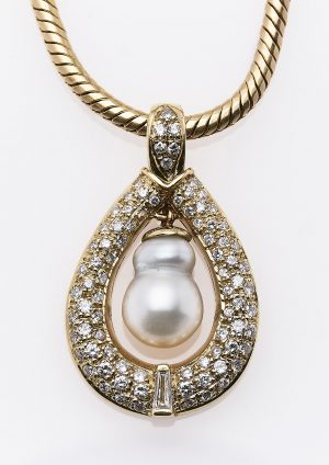 219/919 Perl-Brillant-Anhänger mit Kette