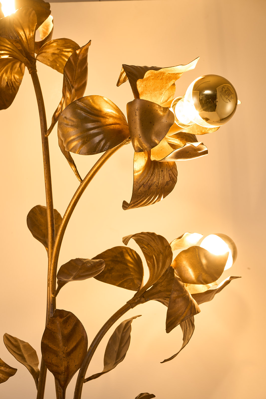 219/555 Gr. florale Stehlampe, wohl Hans Kögl Italien 1970er Jahre – Bild 7